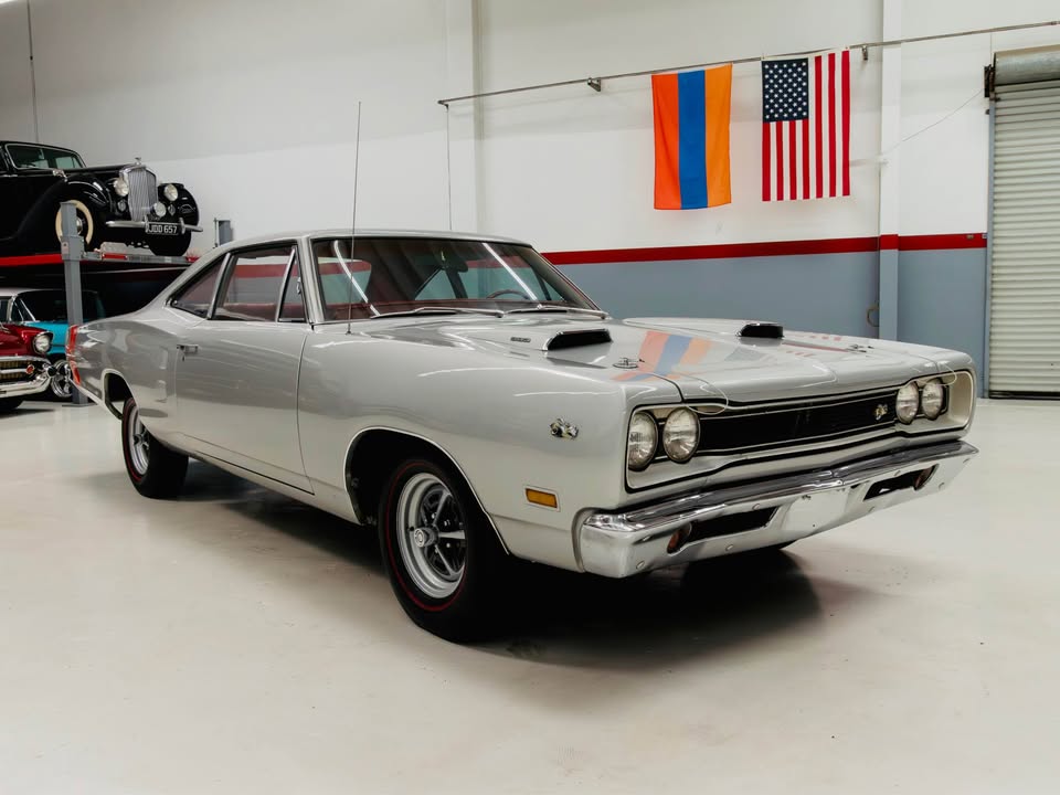 dodge super bee