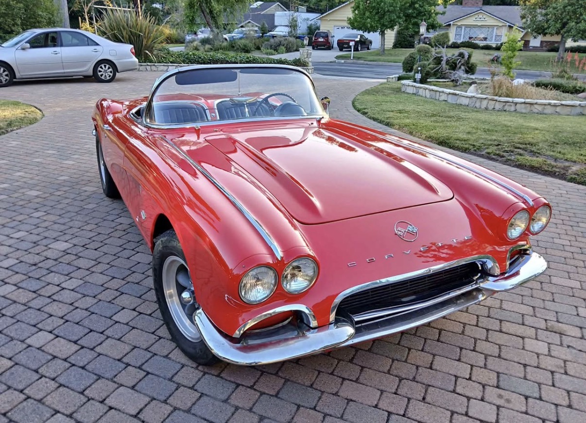 Chevrolet corvette c1