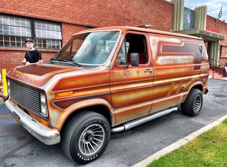 FORD E100
