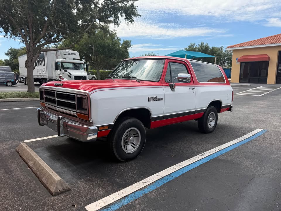 Dodge Ramcharger 1990