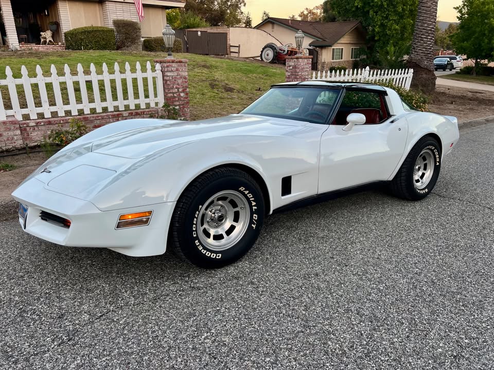 Chevrolet Corvette C3 1981 – V8 350ci (5.7L)
