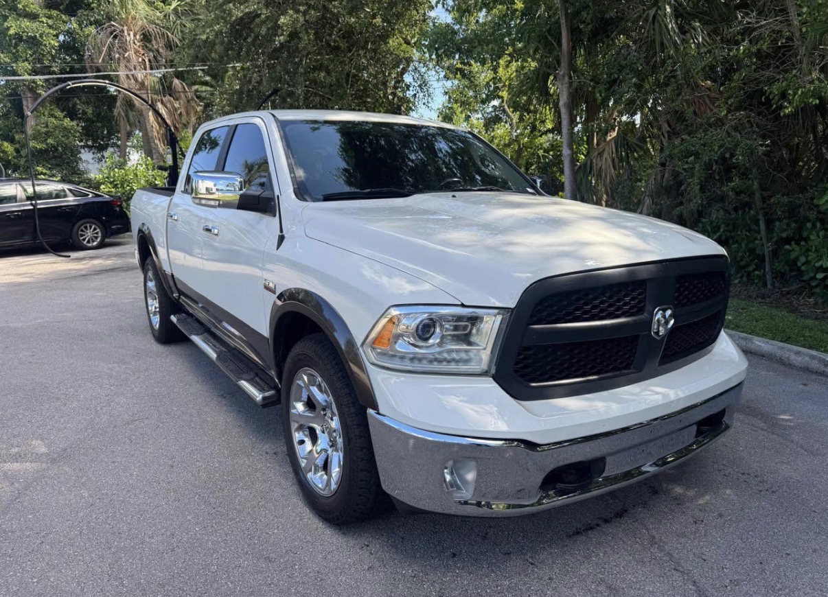 Dodge RAM 1500 Crew Cab 2018 – V8 5.7L HEMI