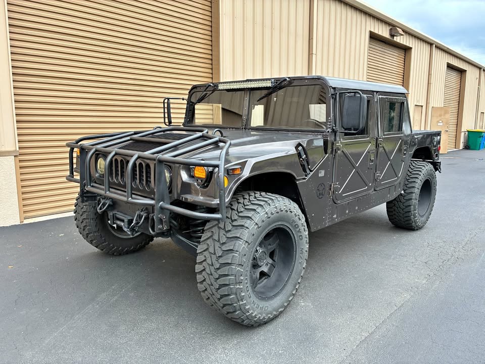 AM General Humvee M1025A2 1995 – V8 6.5L Diesel (Bloc 2008) – Boîte Auto 4 Rapports – Pneus 38