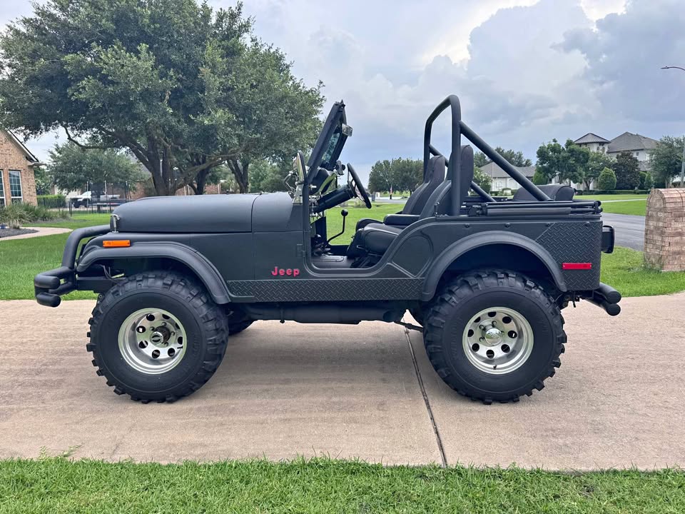 Jeep CJ-5 1977 – V8 AMC 304ci – Boîte Manuelle 3