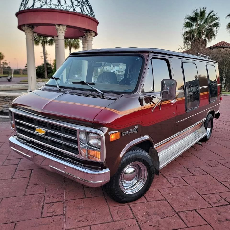 Chevrolet Chevy Van G20