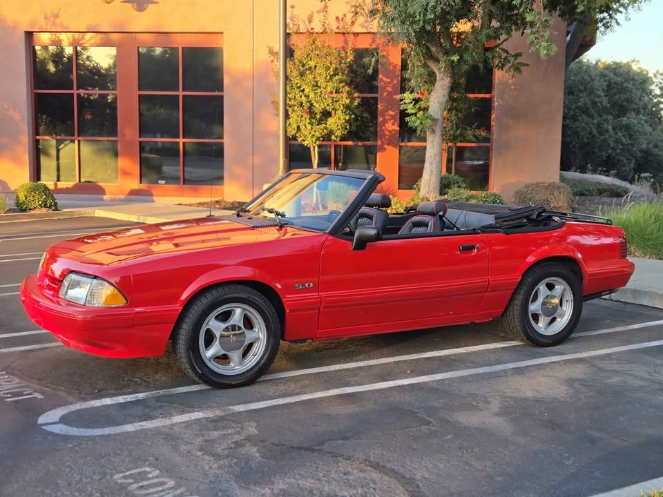 Ford Mustang LX 5.0 Convertible