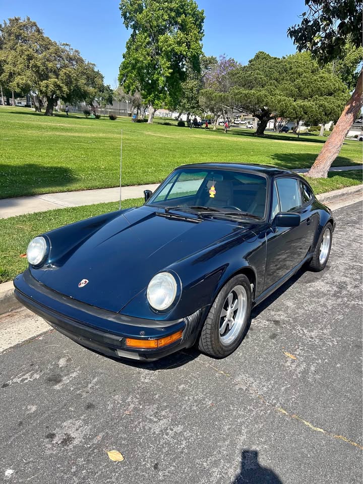 Porsche 911 SC Coupé