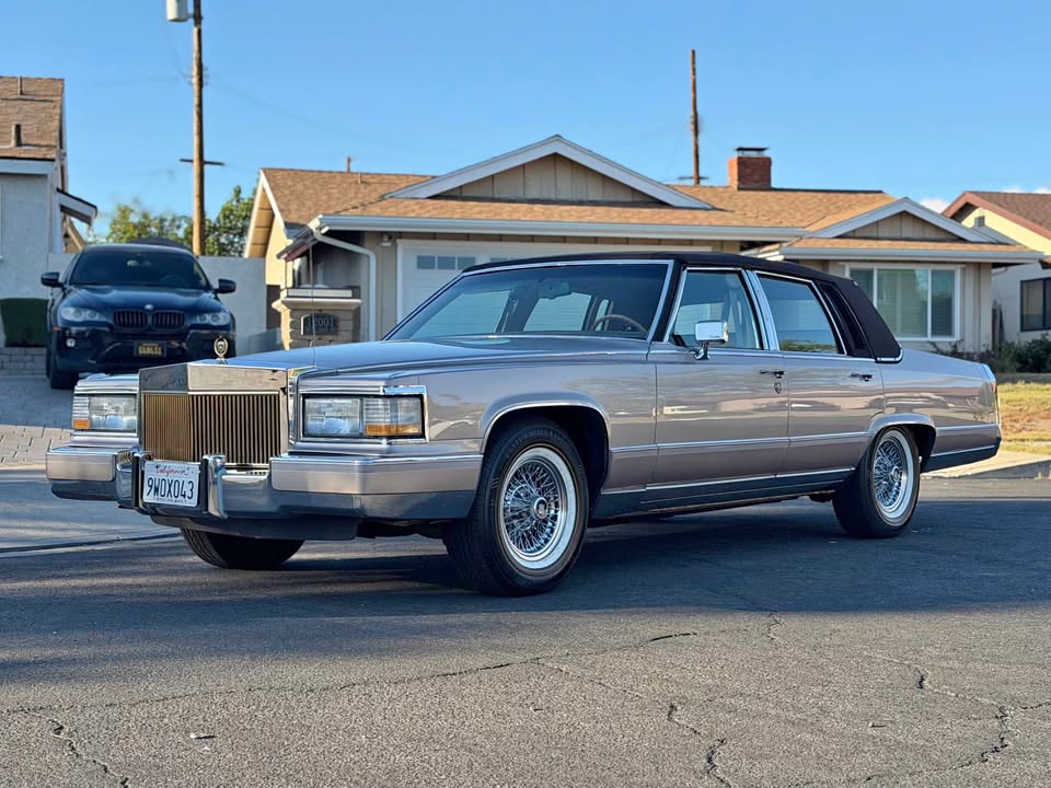 Cadillac Fleetwood Brougham d'Elegance